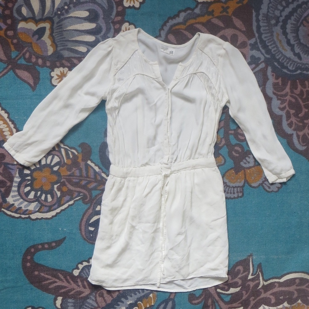🔴CLEARANCE🔴 Size XS dRA Cream Dress